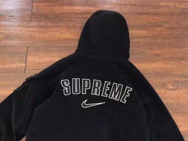 SPRM X NK Hoodie Supreme x Nike Arc Corduroy