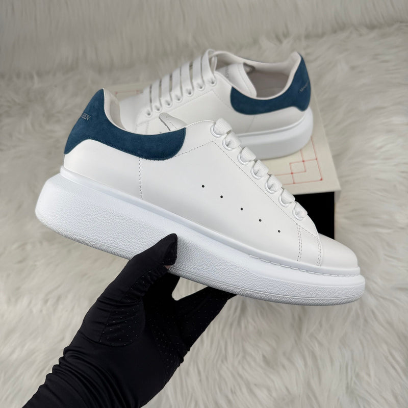 A.MCQ – WHITE/BLUE