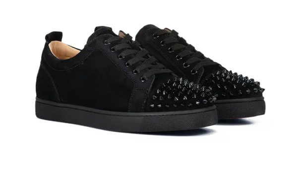 LBTN – Louis Junior Spikes