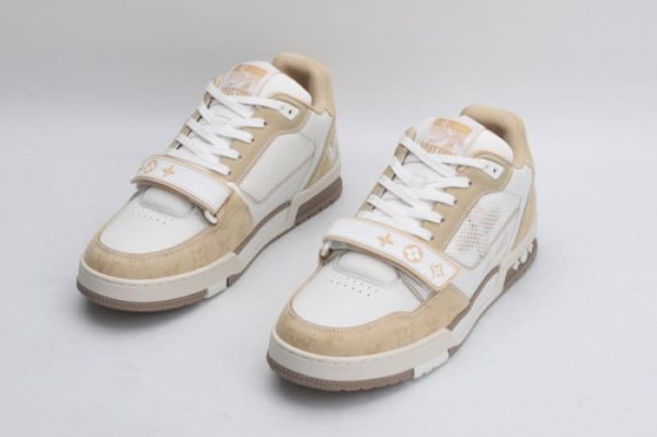 Trainer Beige White