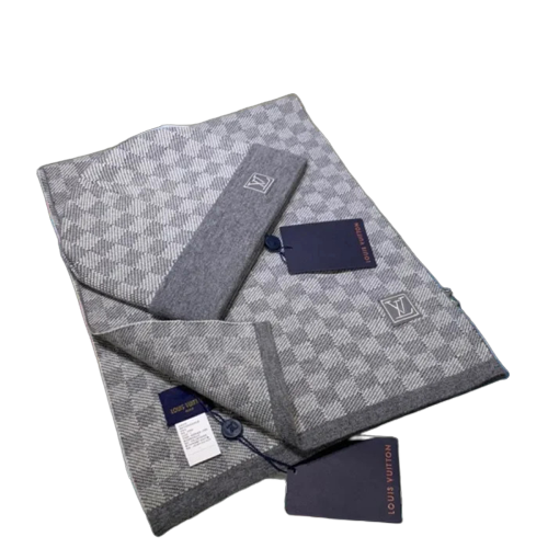 LV – SCARF AND HAT