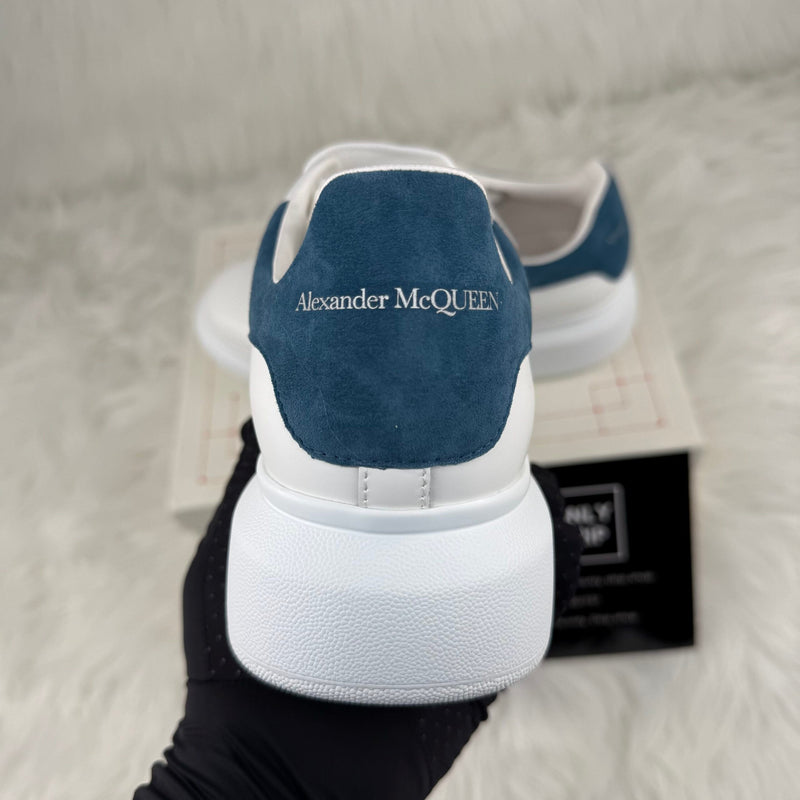 A.MCQ – WHITE/BLUE