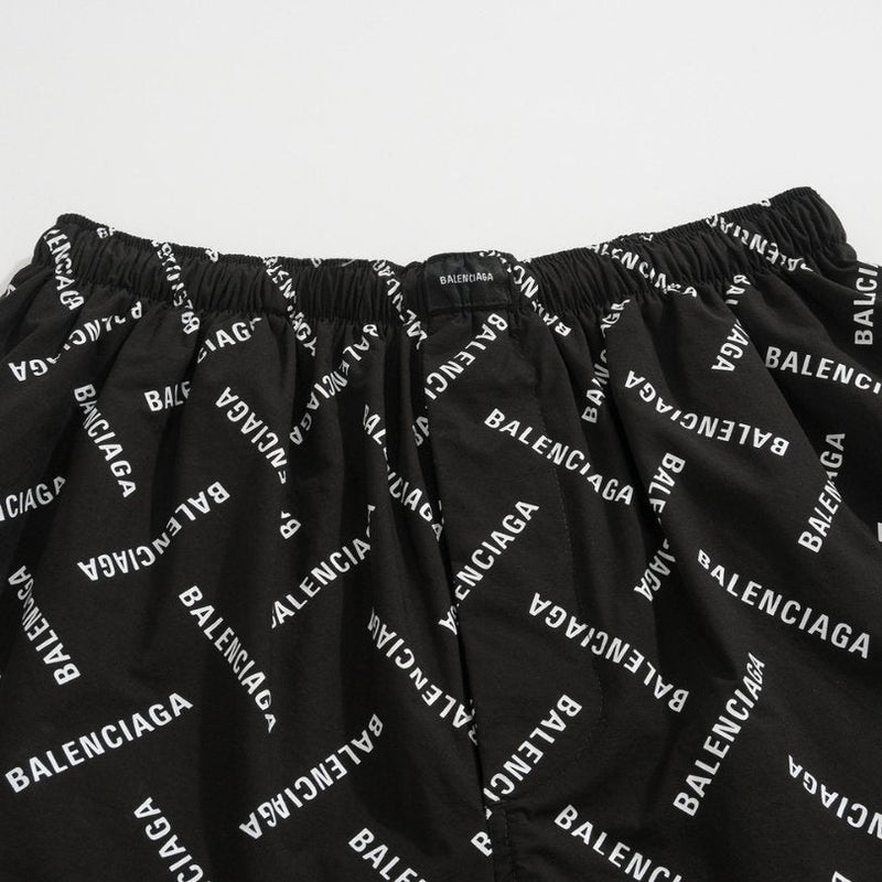 BLNCG Shorts Allover Logo Print