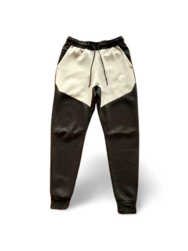 TECH FLEECE – GREY/BLACK (completa)