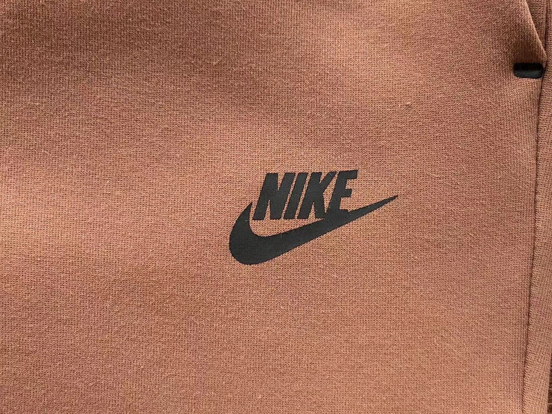 NK TECH SHORTS – BROWN