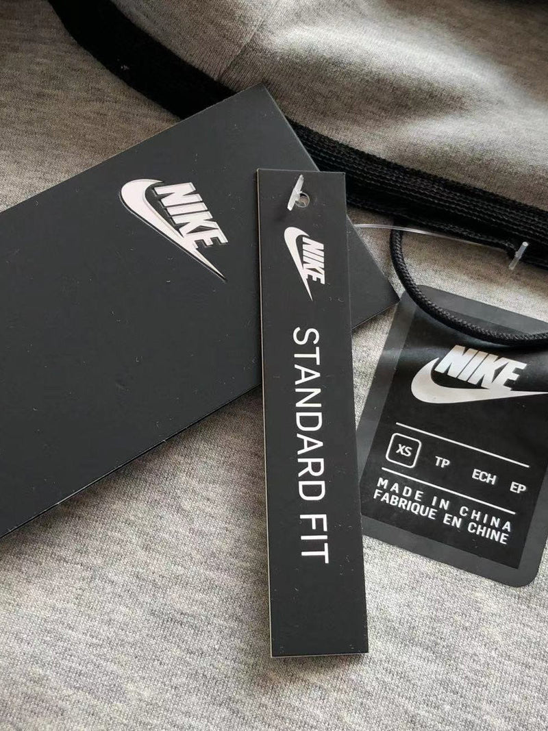 TECH FLEECE – GREY (completa)