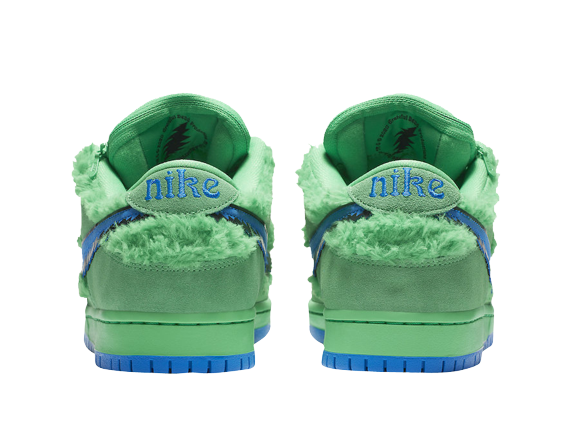 SB DNK LOW X GRATEFUL D – GREEN BEAR