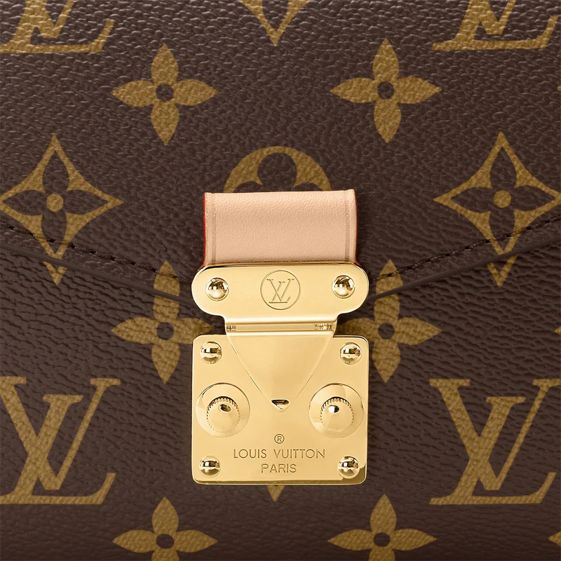 LV POCHETTE